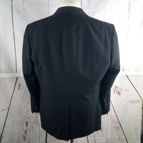 JF. J.Ferrar Modern Fit 46R 3 Button Charcoal Striped 2pc Suit - Picture 8 of 16